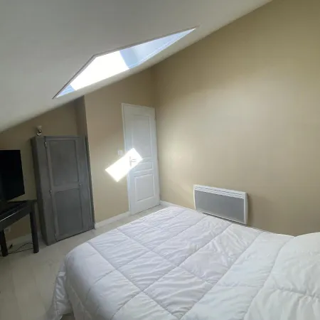 Charmante Maison A - Proche Centre Et Plage - Ideale Famille - Fr-1-709-42 度假居 *